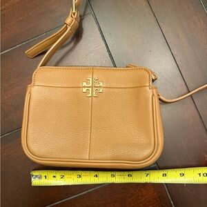 Authentic Tan Tory Burch Crossbody